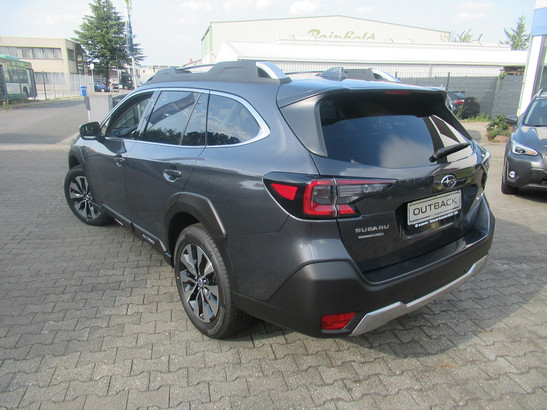 Subaru Outback 2.5i Platinum