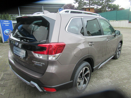 Subaru Forester e-BOXER 2.0ie Platinum