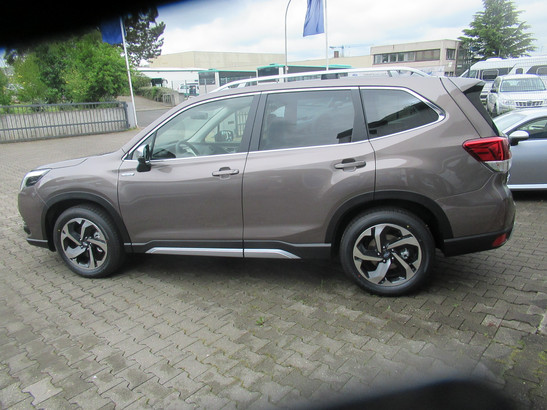 Subaru Forester e-BOXER 2.0ie Platinum